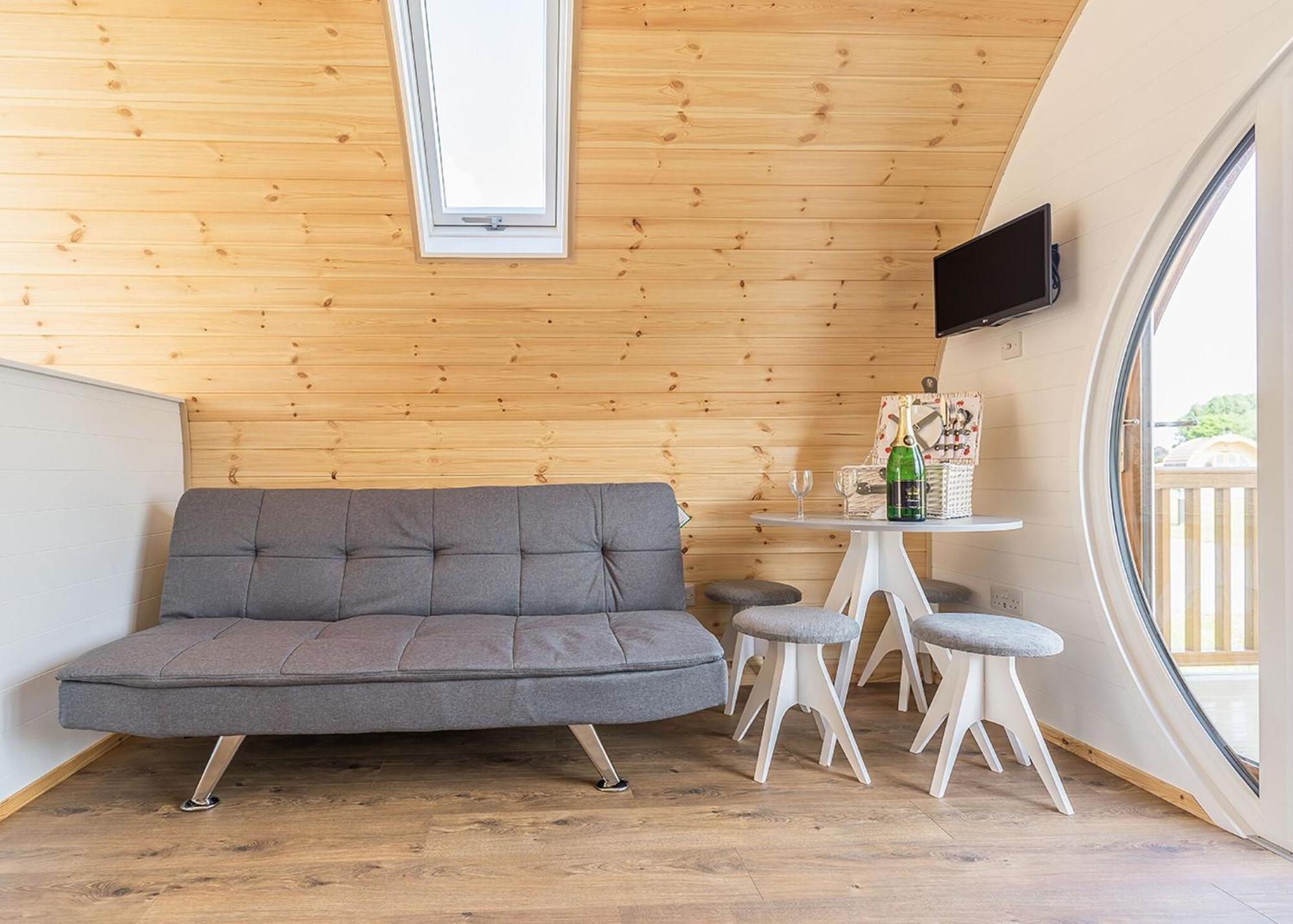 High Farm Holiday Park Routh Room photo